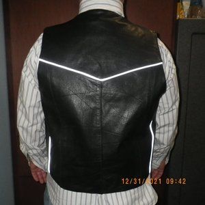 MEN'S BLACK "LEATHER VEST WITH WHITE WESTERN PINSTRIPE YOLK